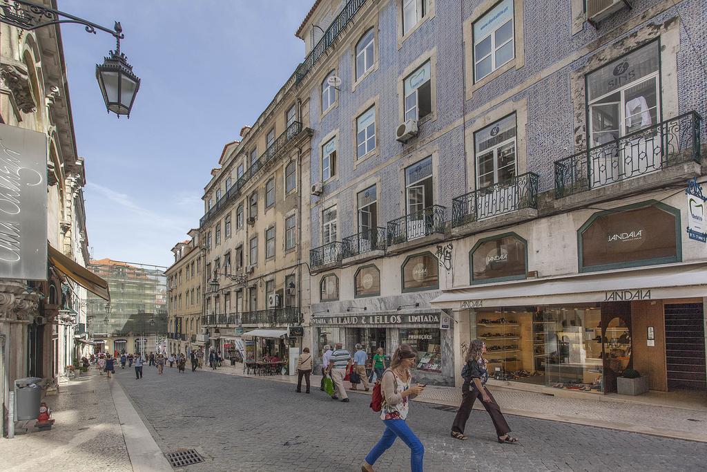 5 Sins Chiado Hostel Lisbon Ruang foto