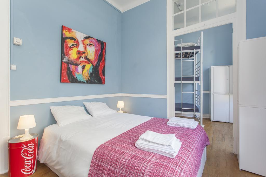 5 Sins Chiado Hostel Lisbon Ruang foto