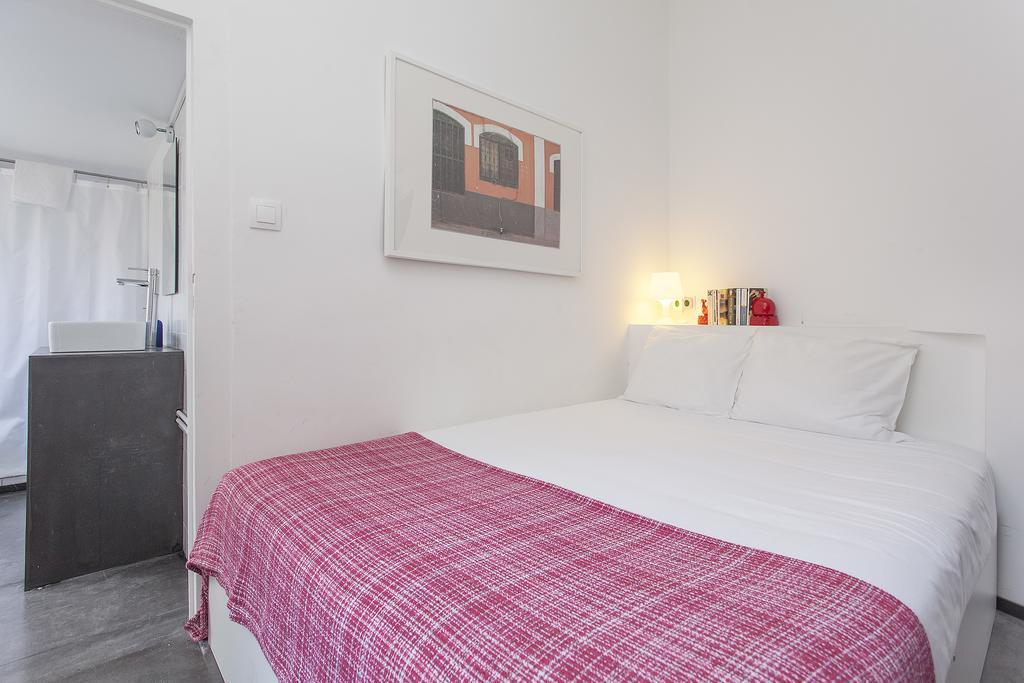 5 Sins Chiado Hostel Lisbon Ruang foto